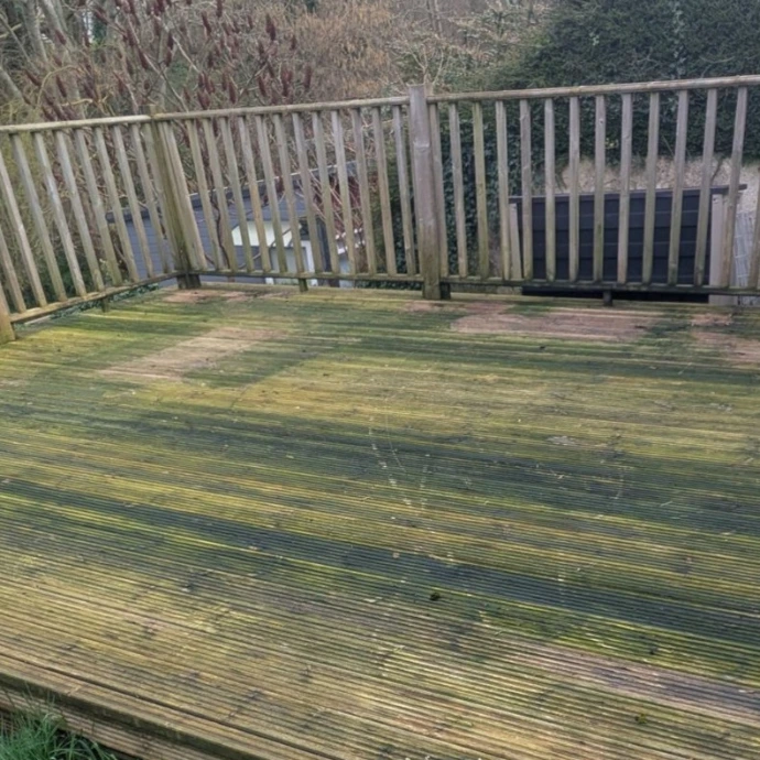 algae needs removing from deck barnstaple