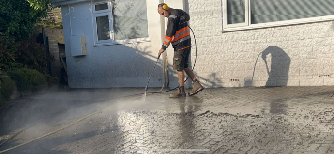 driveway jet wash